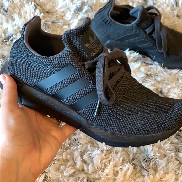 Adidas Ortholite Swift Runs (size5, fits 6/6.5) - Picture 1 of 4